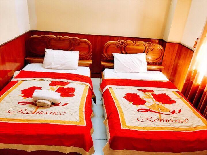 Lucky Hotel Куїнон Екстер'єр фото