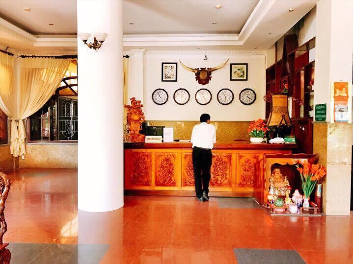 Lucky Hotel Куїнон Екстер'єр фото